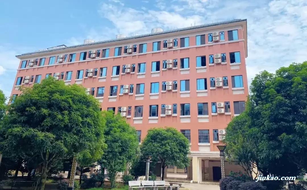 贺州市八步区文博双语实验学校