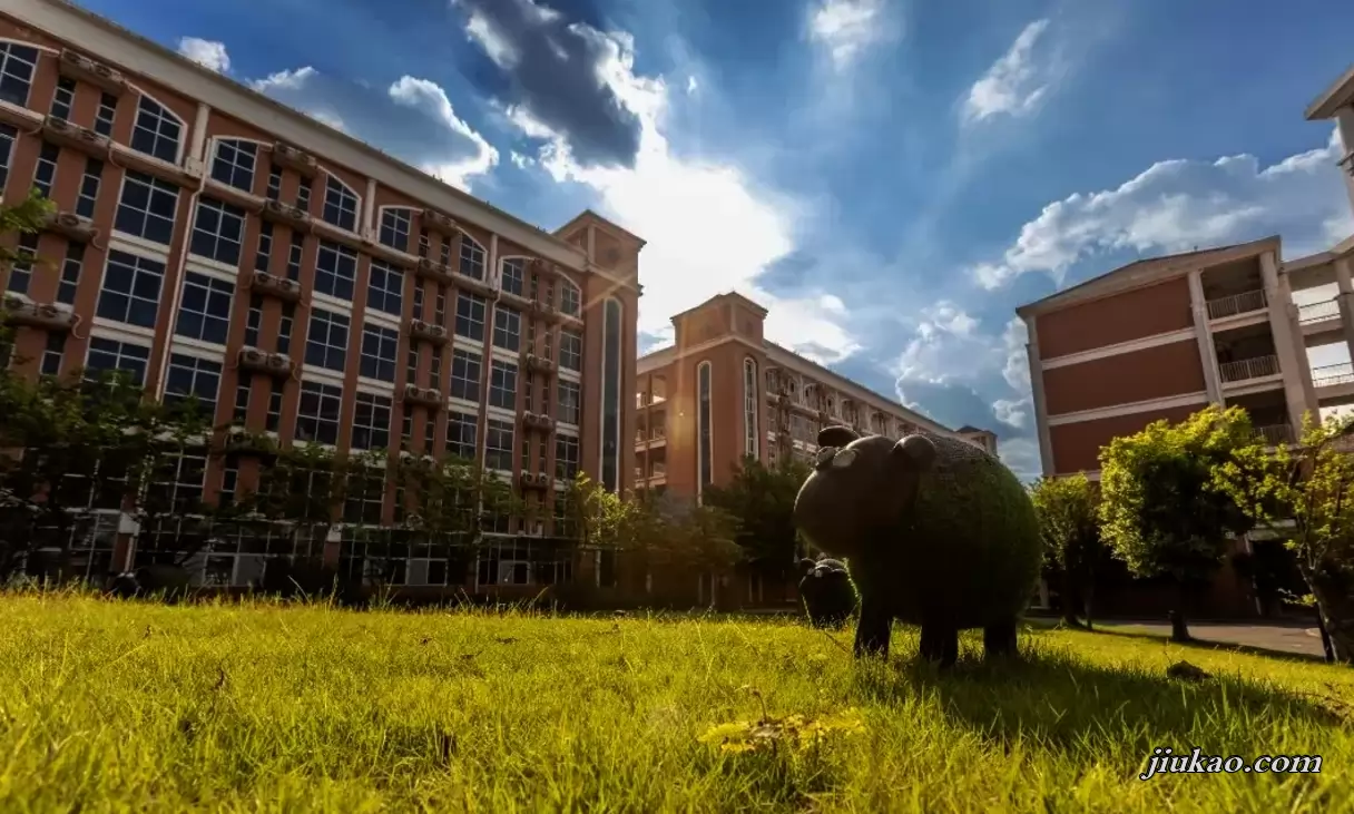 东莞市礼仁外国语学校2