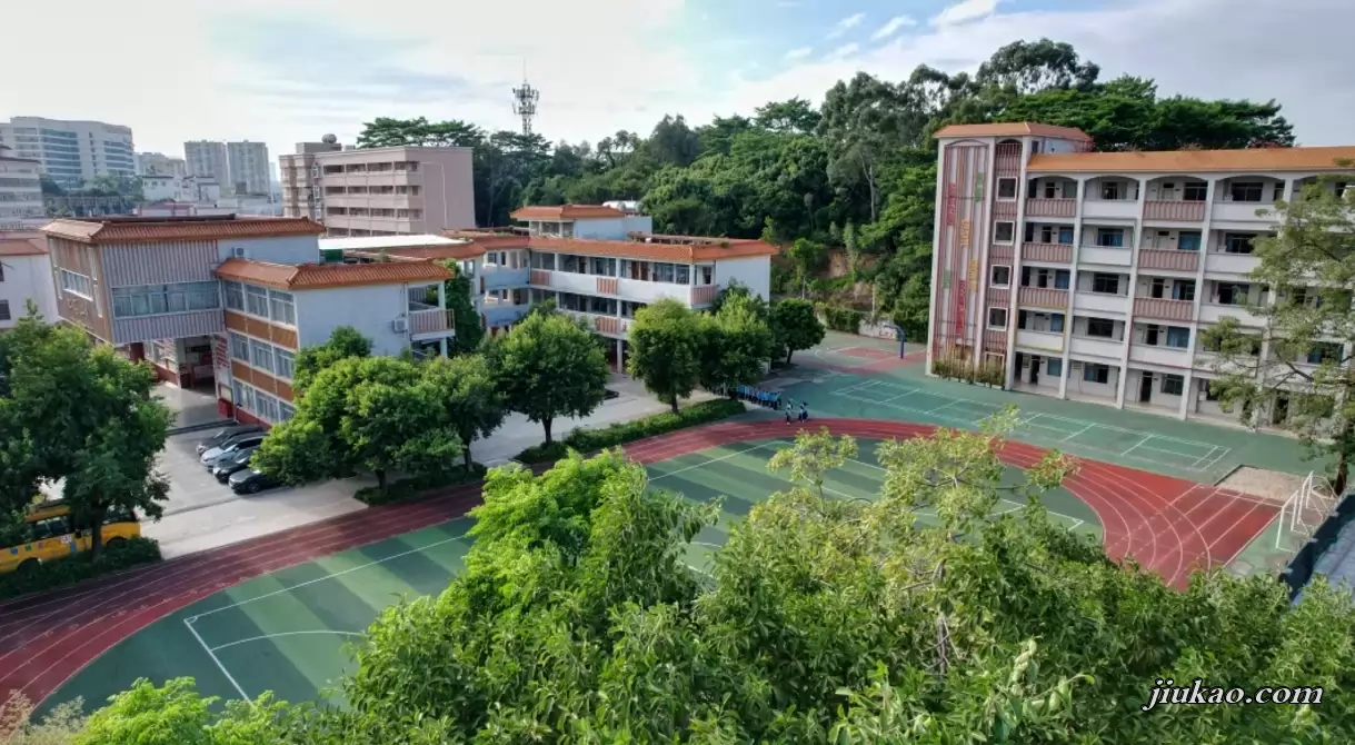 东莞市虎门汇英第二小学4