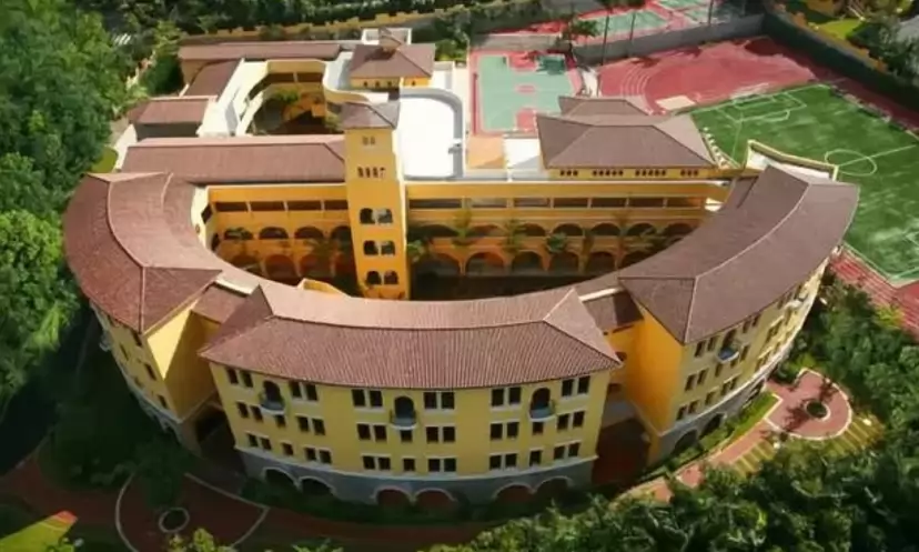 深圳市宝安外国语学校