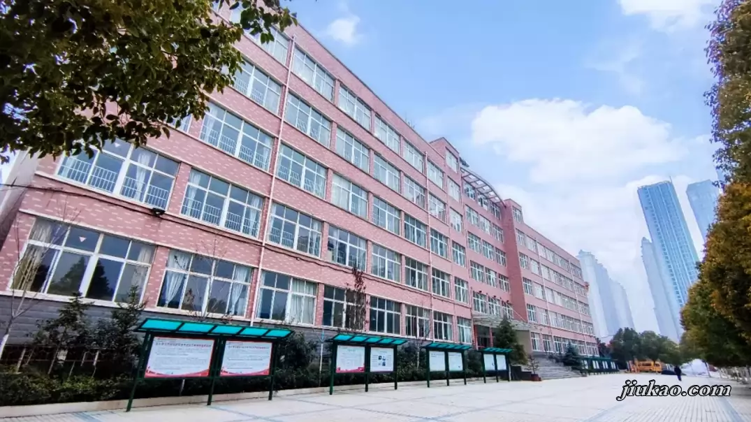 洛阳东方外国语学校