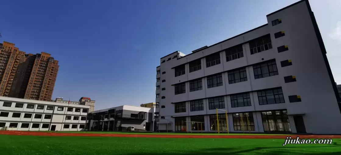 新乡市世青实验学校