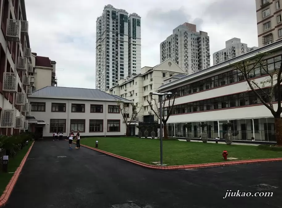 上海市民办扬波中学2