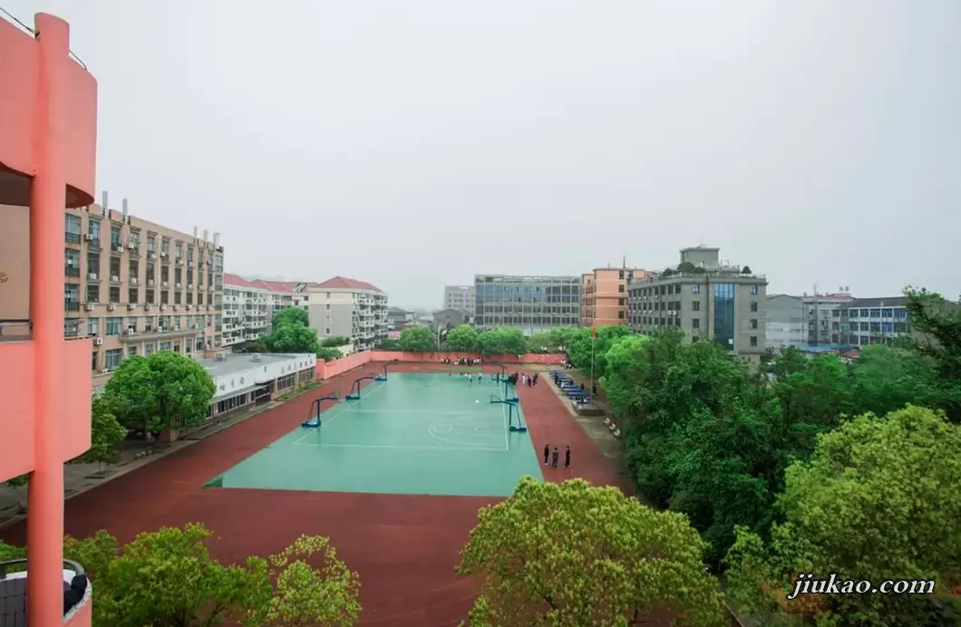 温岭市书生中学2