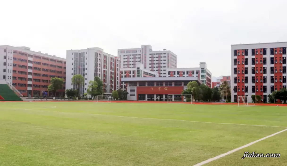 河源市龙川宏图学校3