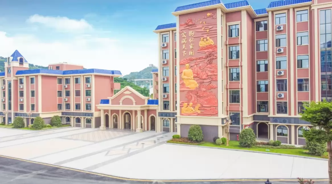 广州龙涛外国语学校3