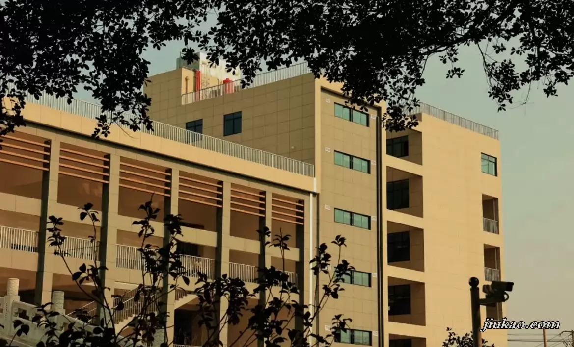 温州市第五十一中学2