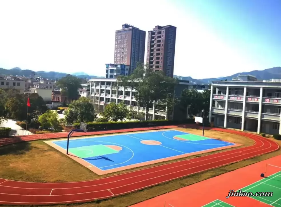 普宁市大坪中学