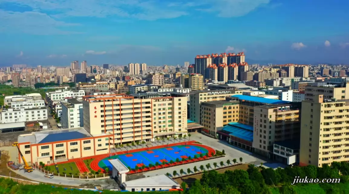 汕头市潮南区陈店实验学校2