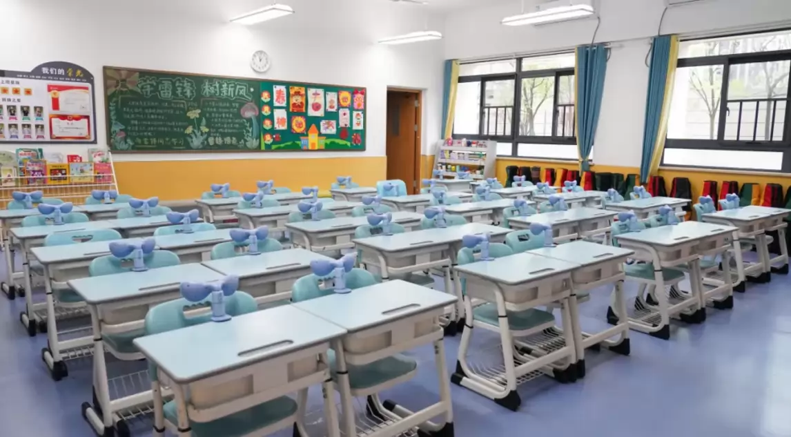 平江县颐华学校2