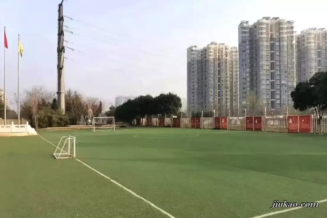 洛阳市涧西区希尼阳光实验学校2