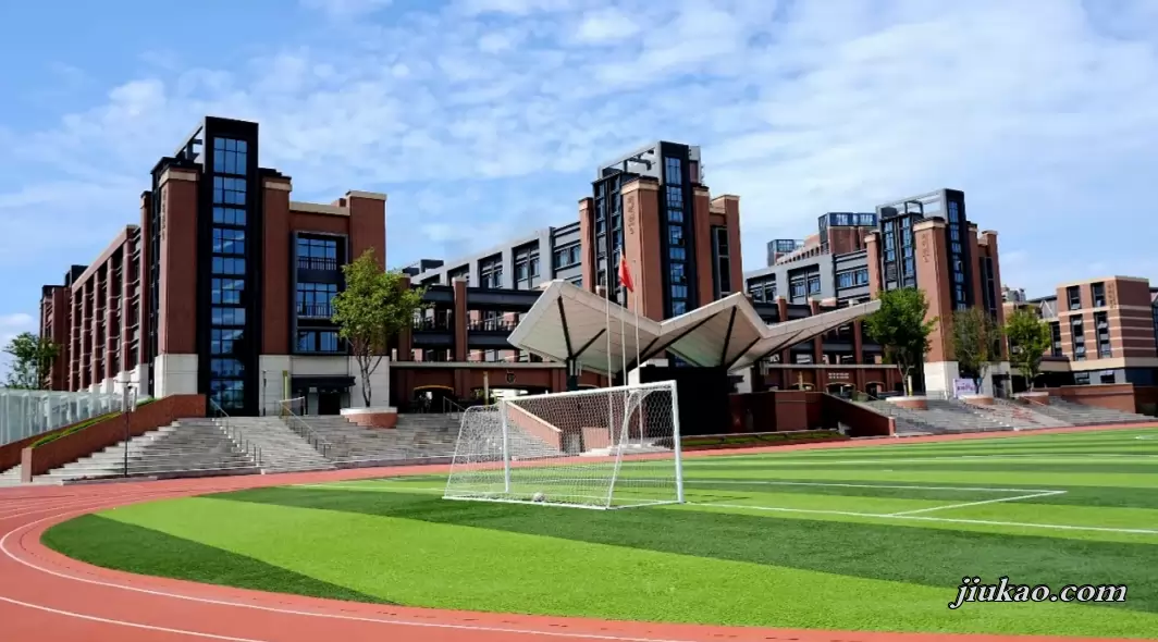 四川天府新区实外高级中学2