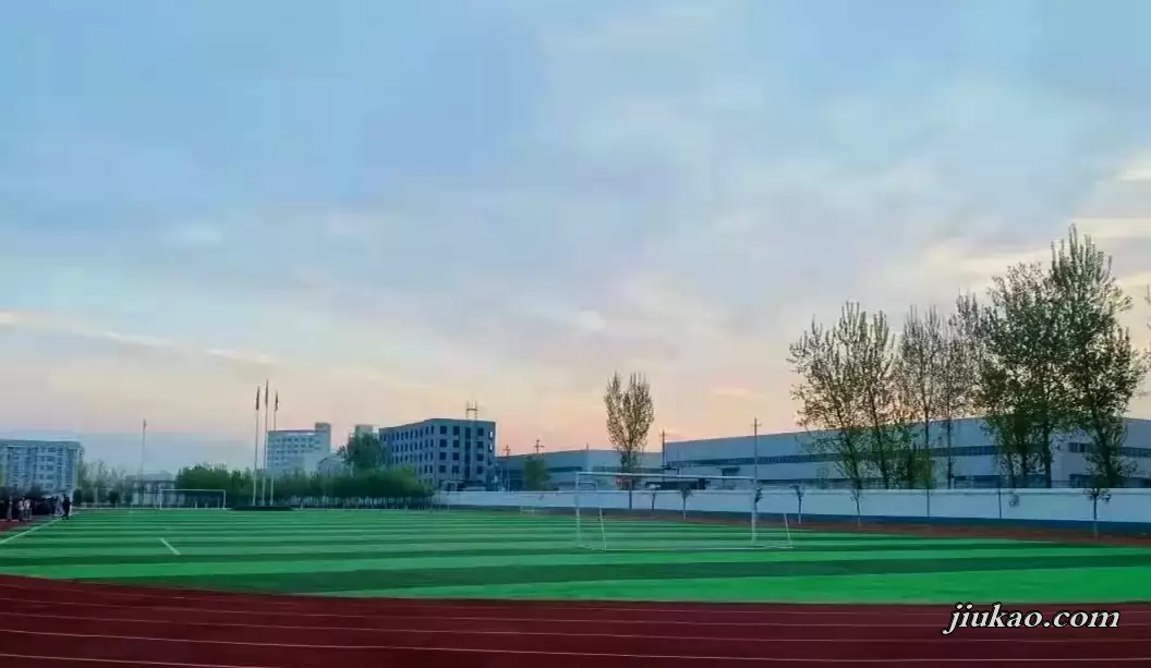 尉氏县博雅外国语学校3