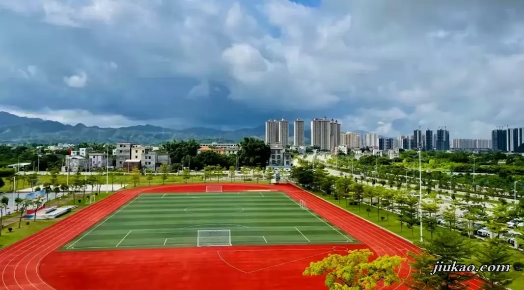 阳春市启贤实验学校4