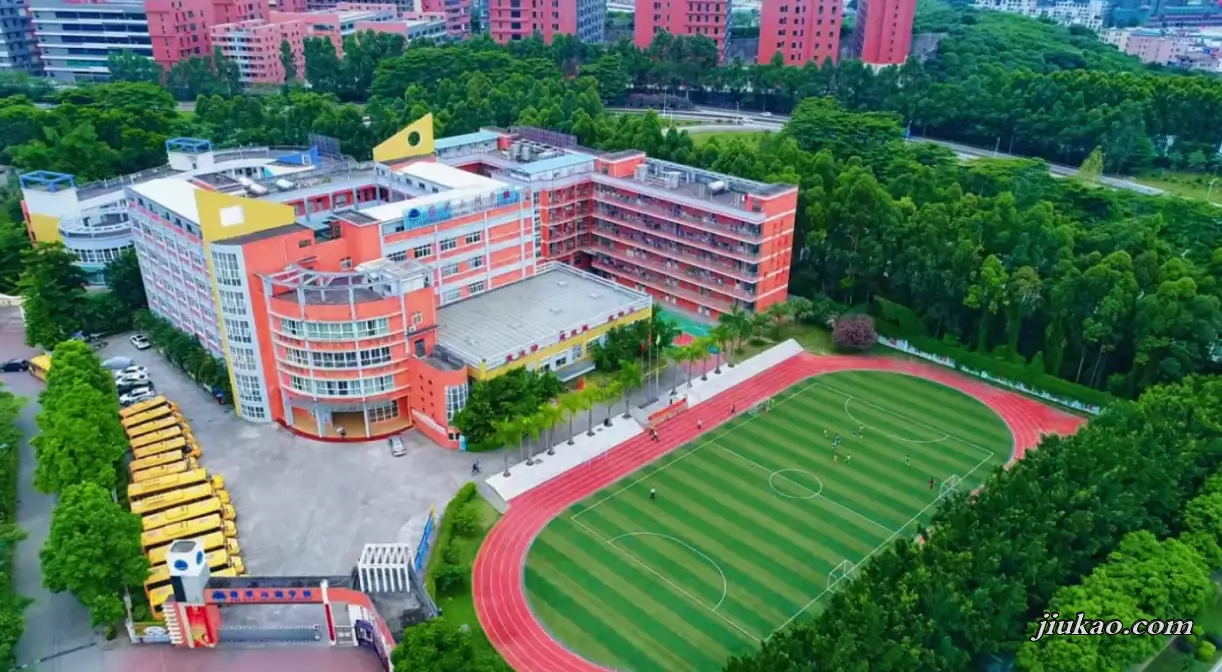 东莞市凤岗翡翠山湖学校
