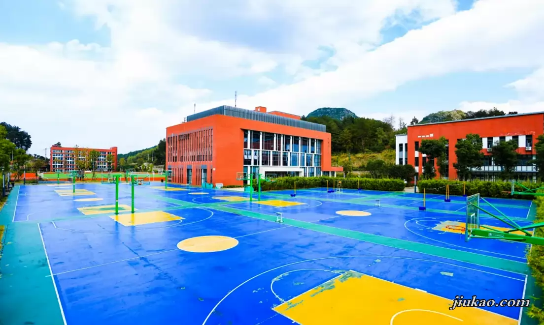 贵阳市第二十五中学2