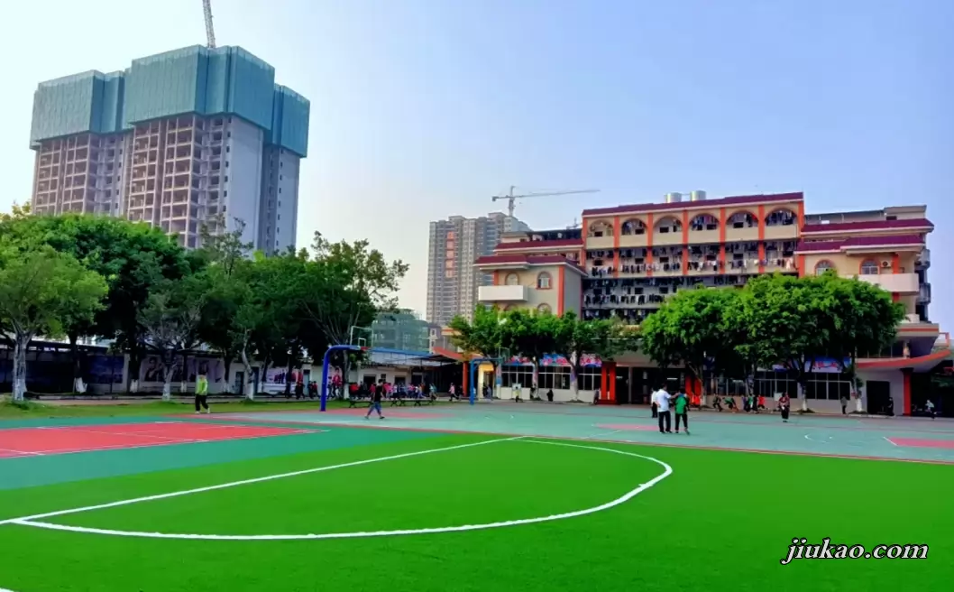 平南县朝阳学校2