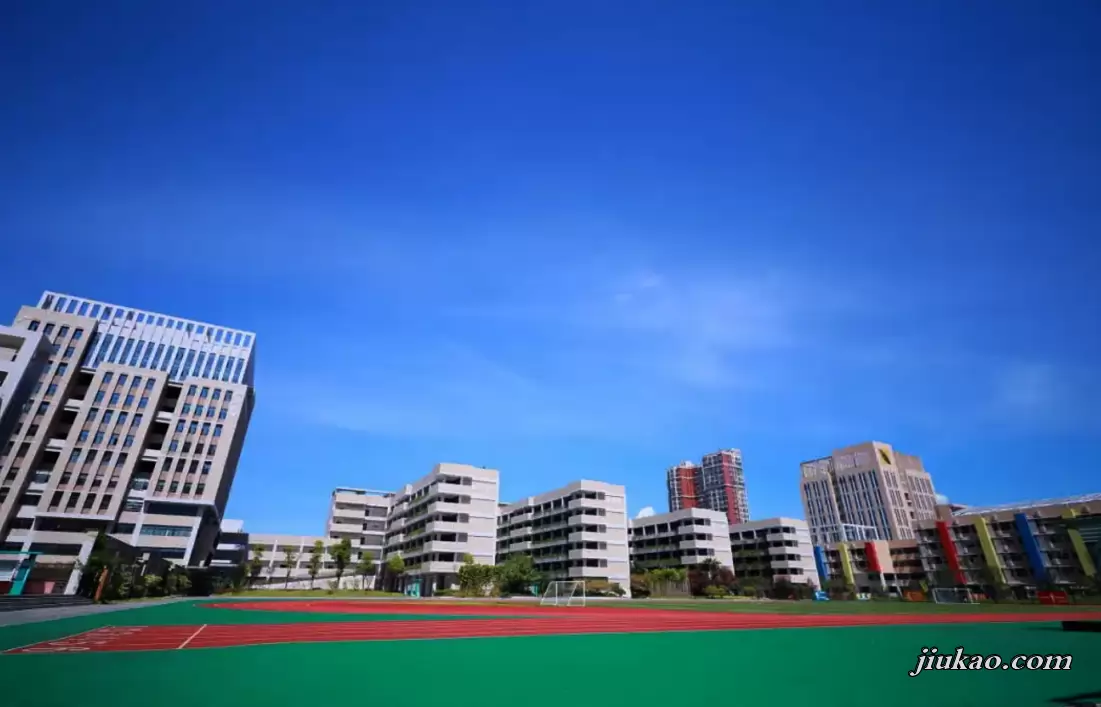 长沙市弘益高级中学