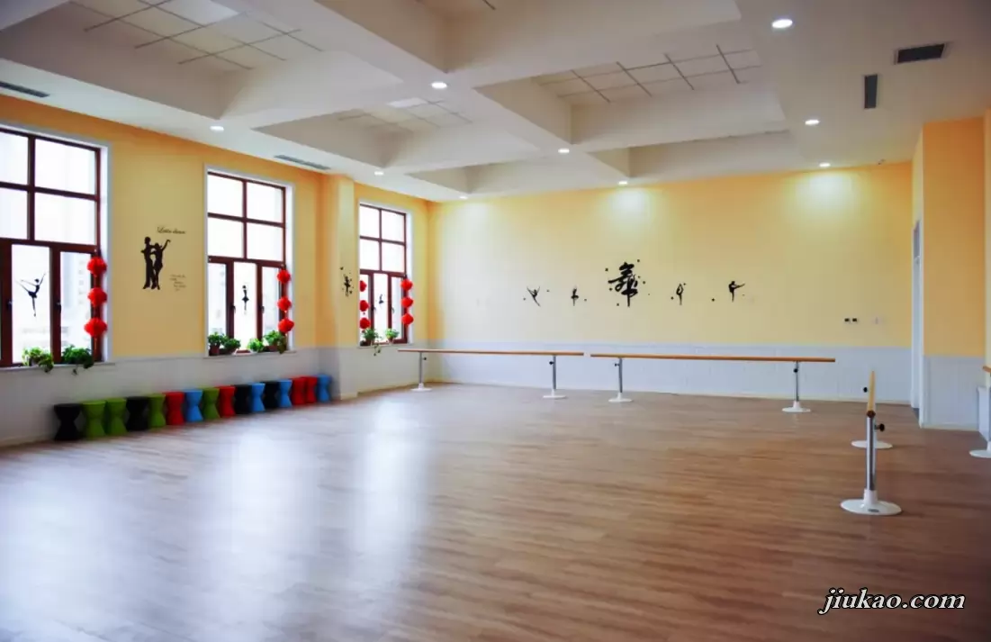 保定市竞秀区华顿学校2
