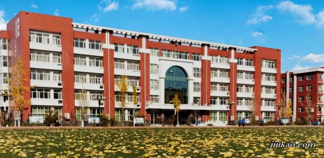 保定市莲池区贺阳外国语学校3
