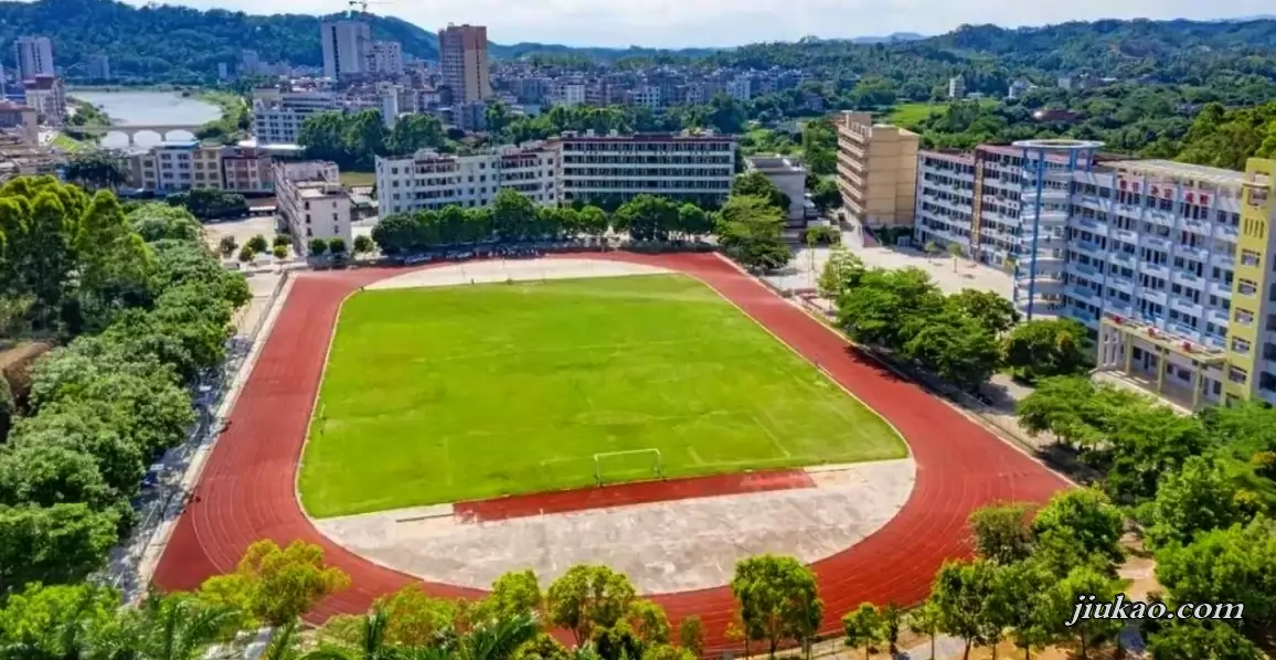化州市合江中学