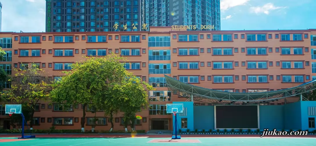 成都市金牛区实外高级中学