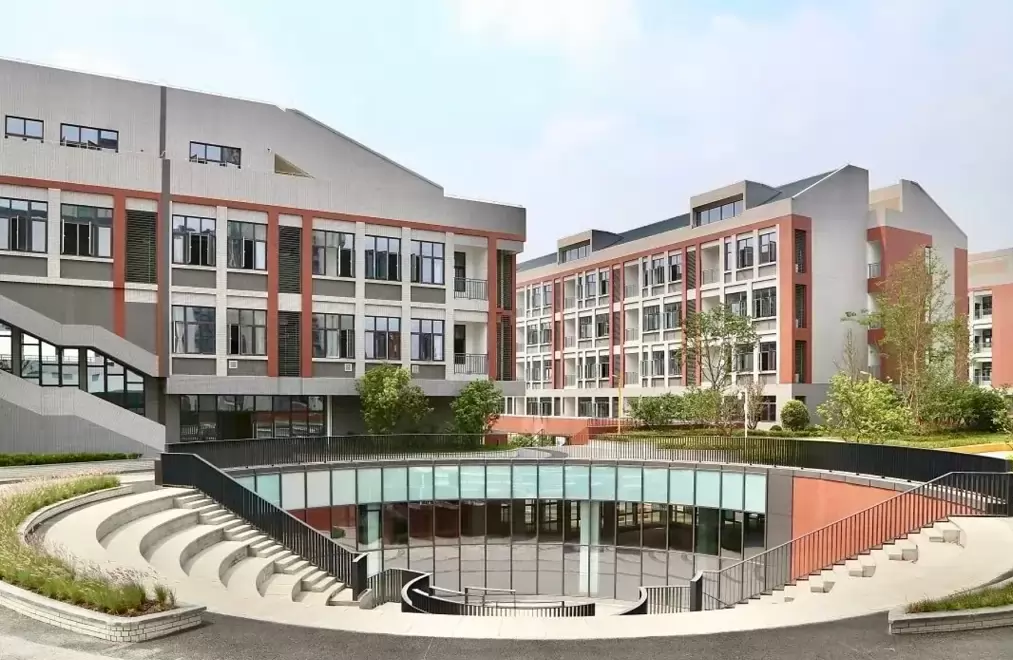 成都市成华区嘉祥外国语高级中学