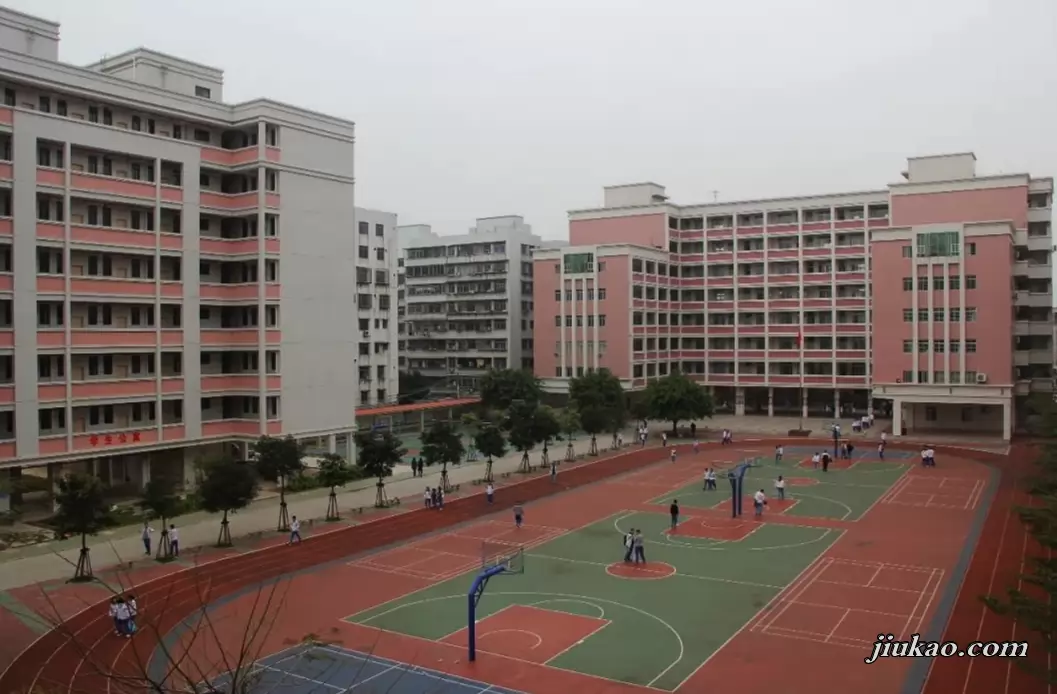 湛江市东方实验学校