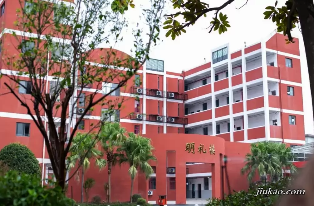 株洲北大公学附属学校校园环境图片2