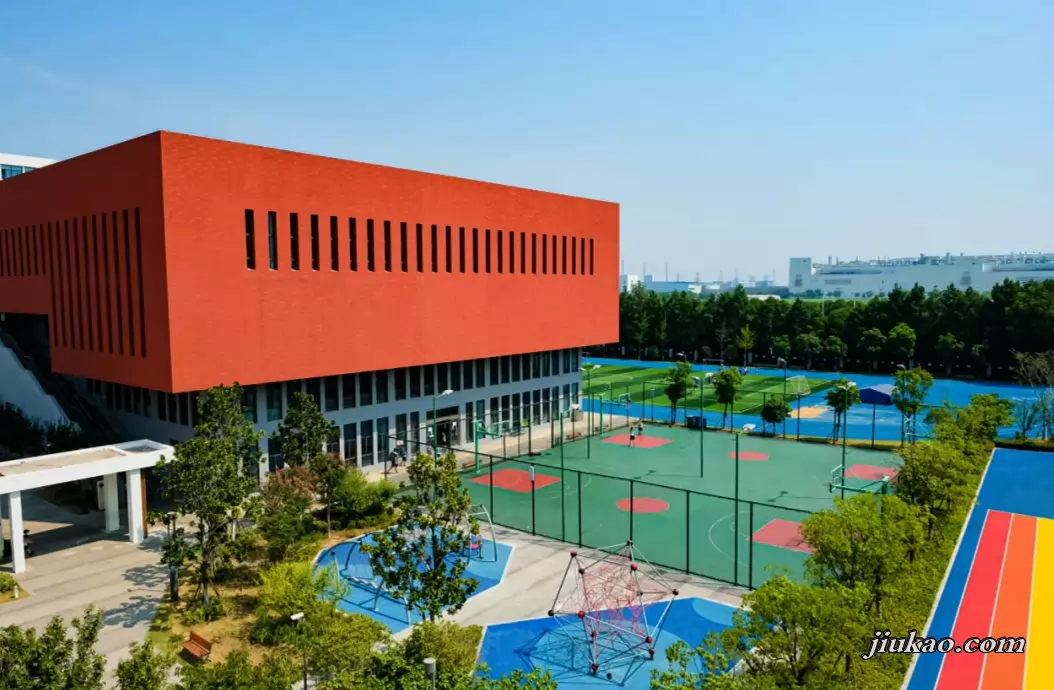 苏州工业园区海归子女学校校园环境图片4