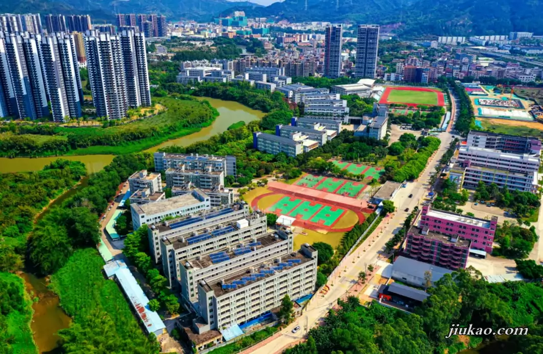 惠州市惠阳区泰雅实验学校校园环境图片2