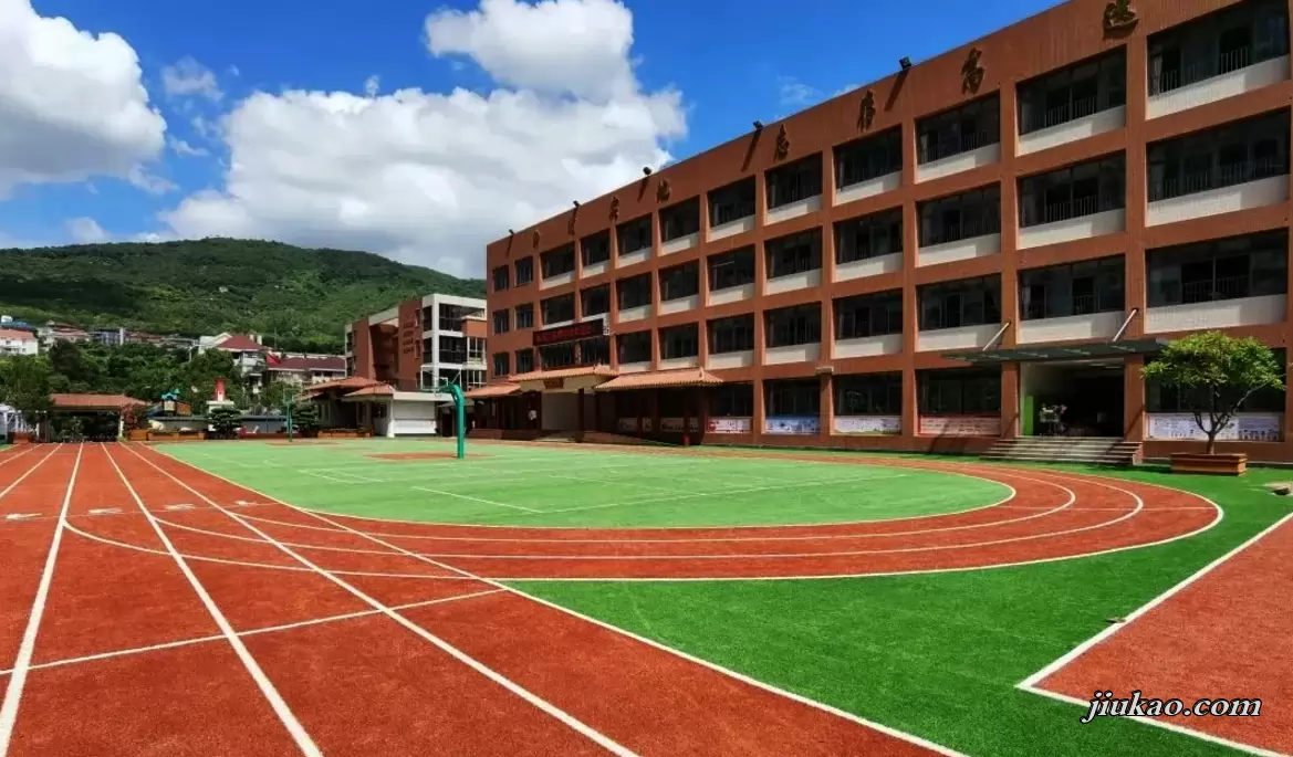 莆田市城厢区名邦小学校园环境图片3