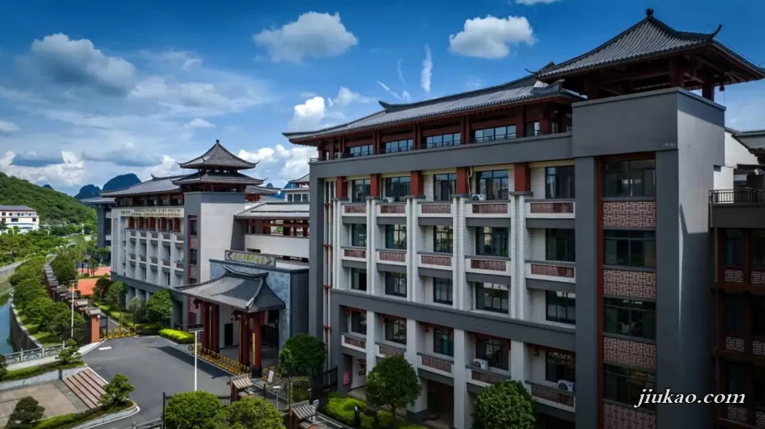 桂林市尚贤学校环境图片