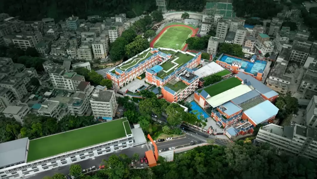 深圳华美外国语学校