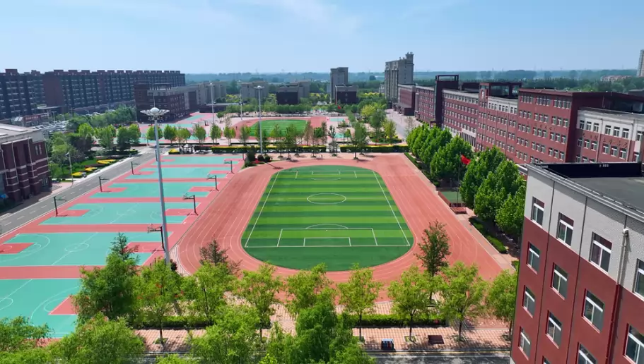 盘锦市育才学校