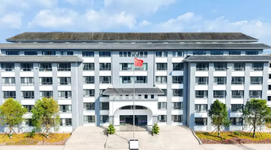 宣威紫云中学4