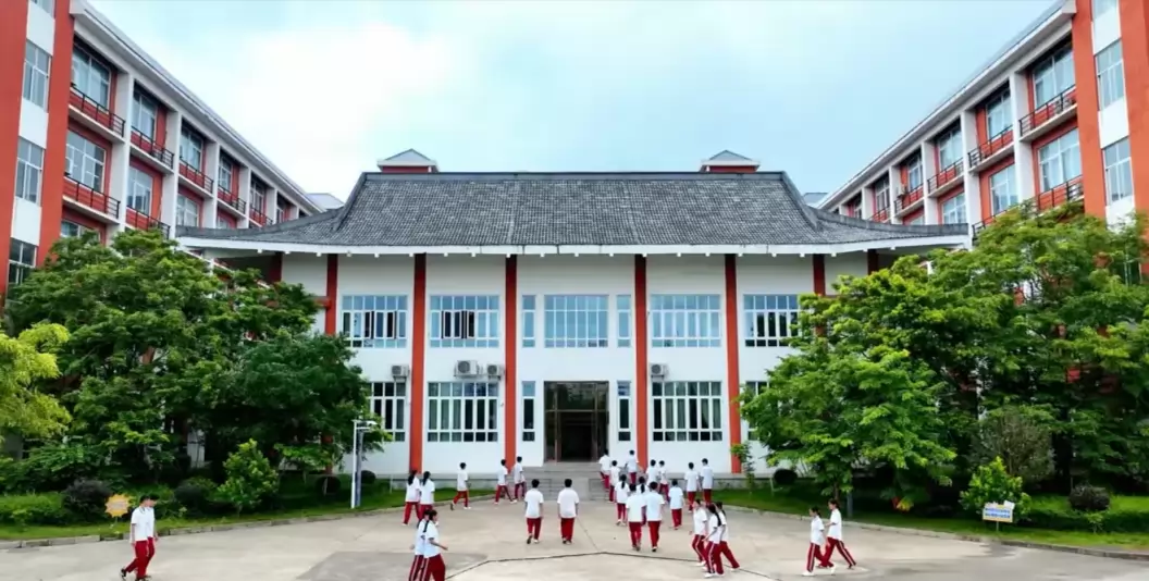 钦州市文实中学4