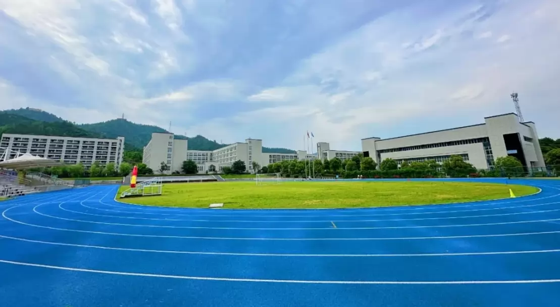 仙居外语学校