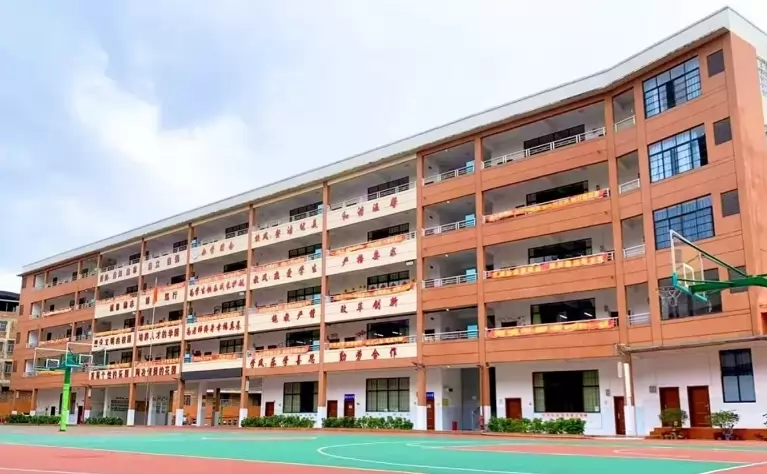 南宁市西乡塘区安吉蓝天学校