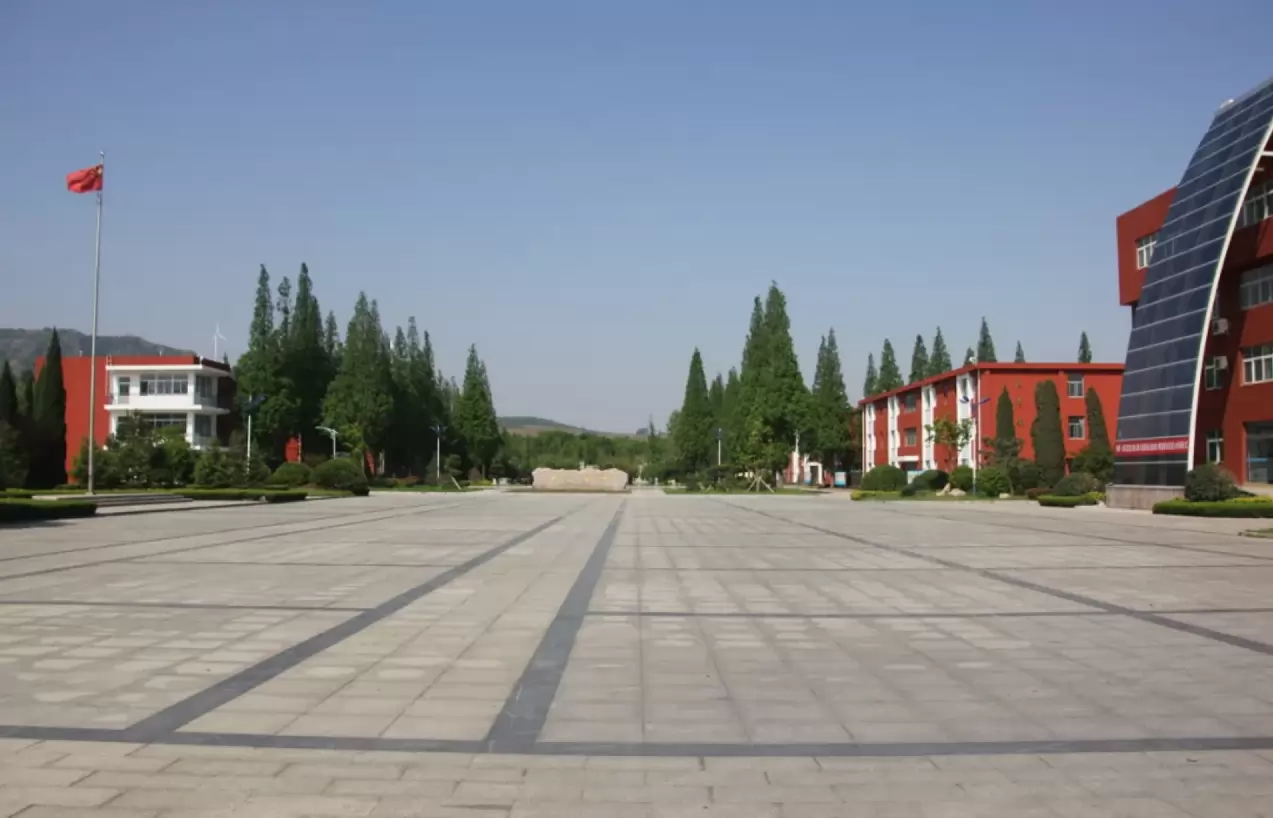 1801.日照青山学校
