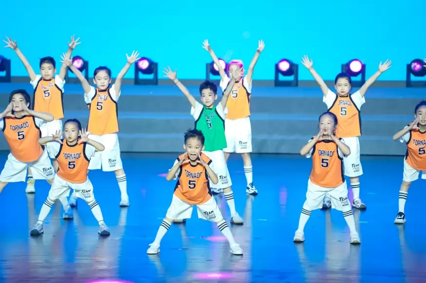 张家港市杨舍实验学校