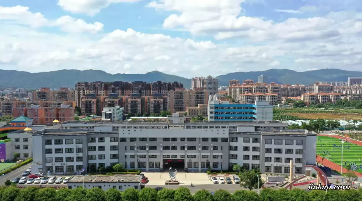 中山市三乡平东学校