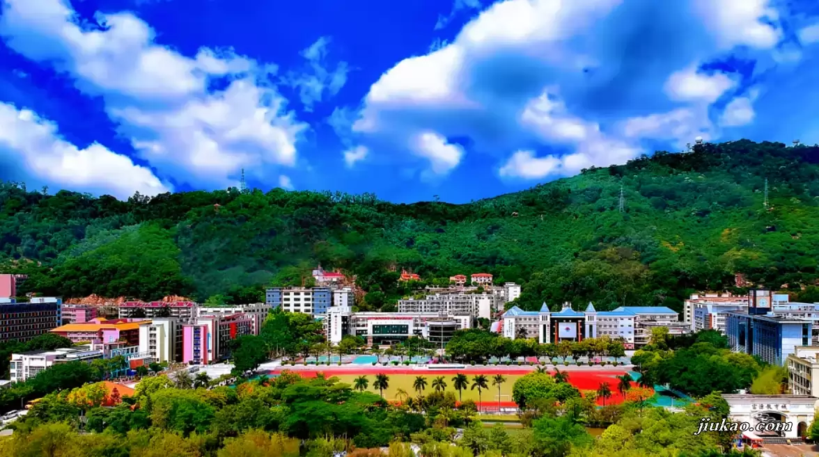 深圳市富源学校