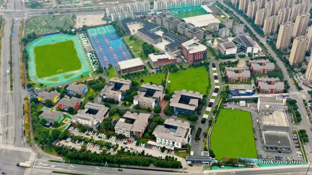 宁波至诚高级中学