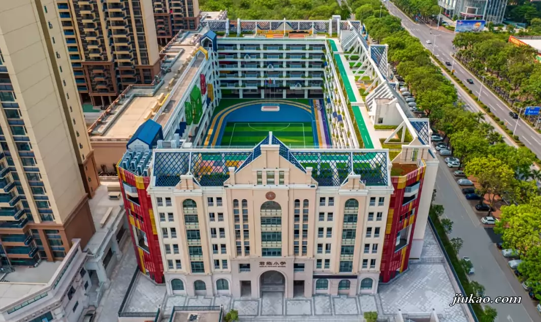 湛江市赤坎区君临小学