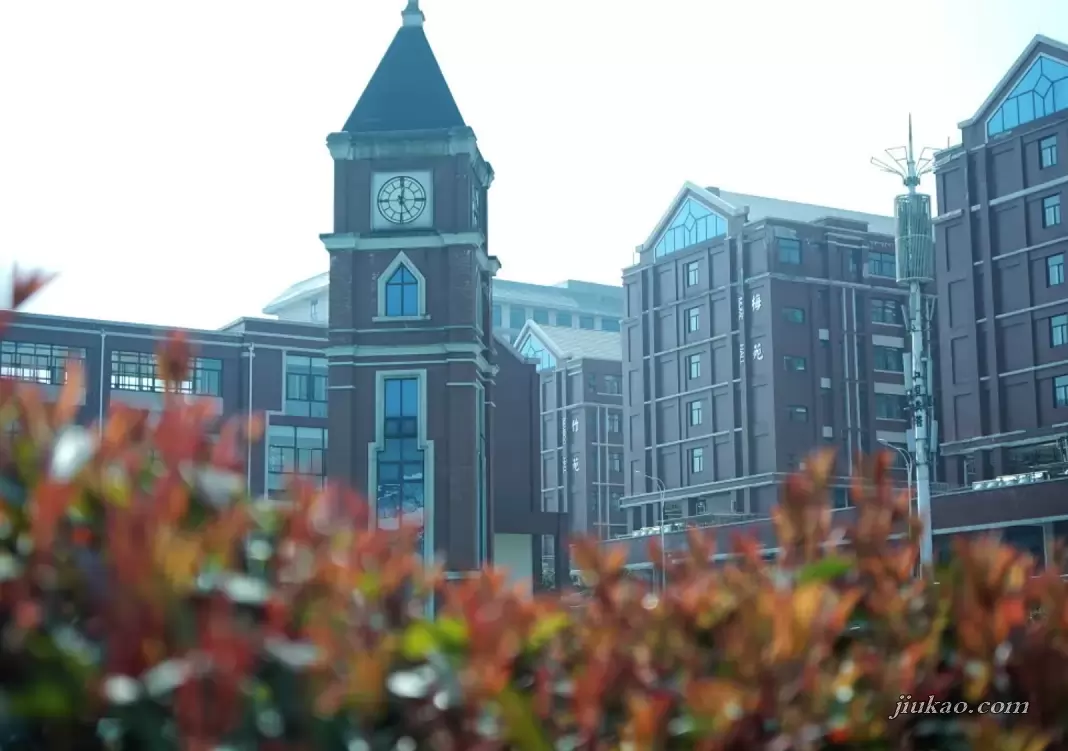 六盘水市培文学校1
