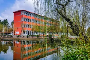 泰和黄冈学校收费标准(学费+住宿费)及学校简介